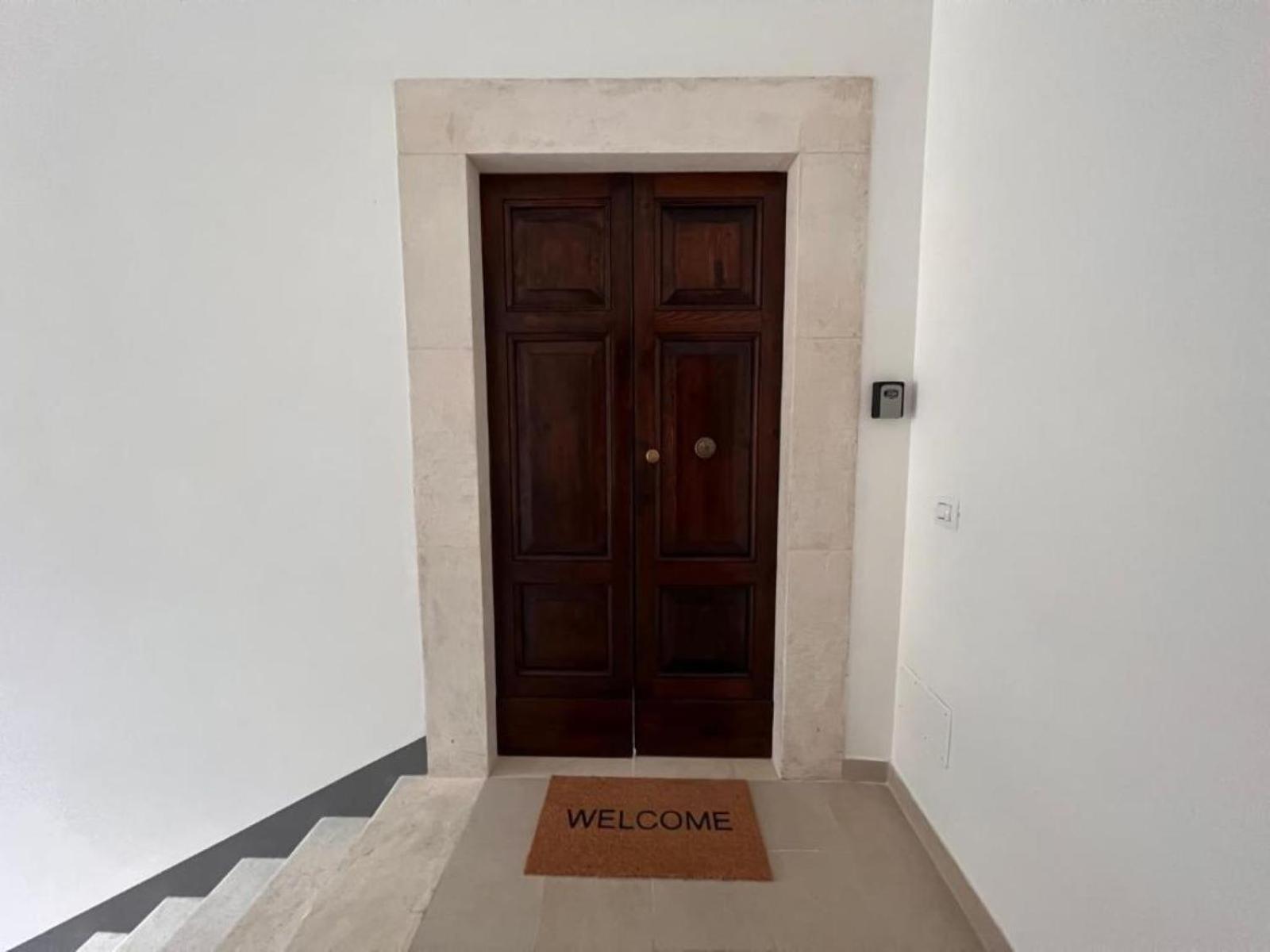 Antica Dimora San Crisante - Centro Storico Apartment L'Aquila Exterior photo